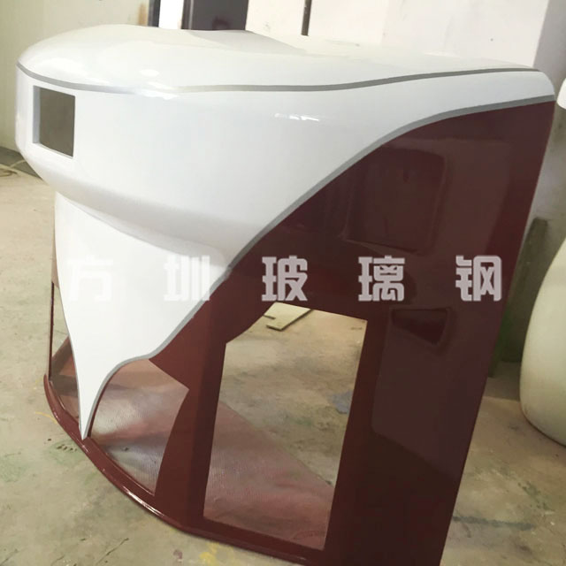 玻璃钢汽车外壳雕塑