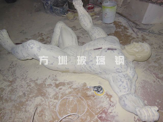 玻璃钢绿色巨人雕塑