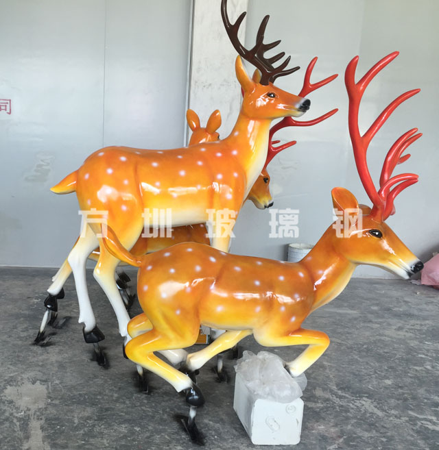 玻璃钢仿真鹿雕塑