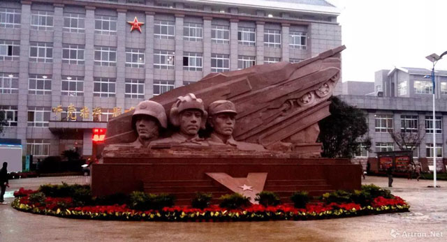 抗战主题雕塑军人的时代精神