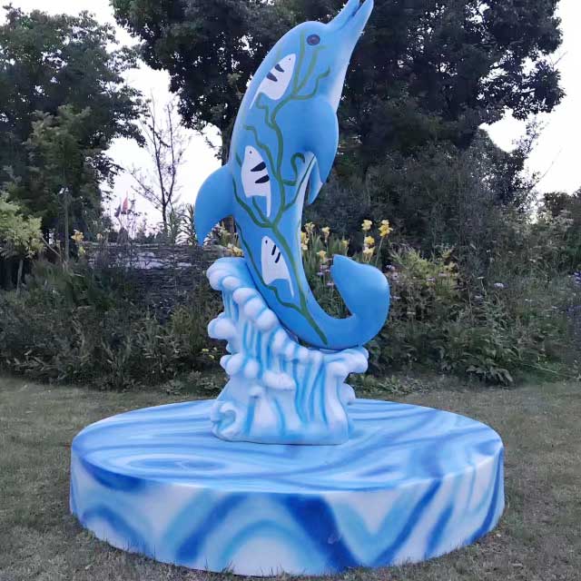 玻璃钢景观海豚雕塑