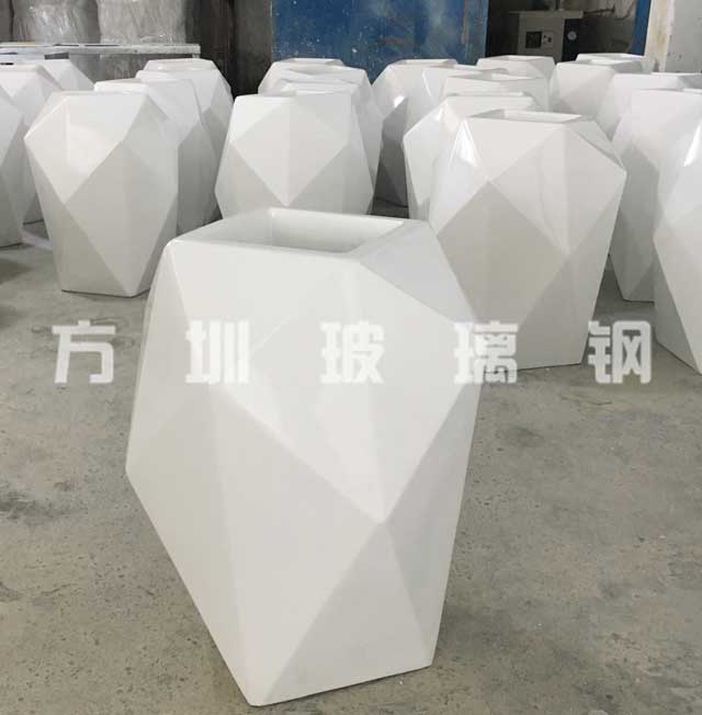 玻璃钢菱形花盆