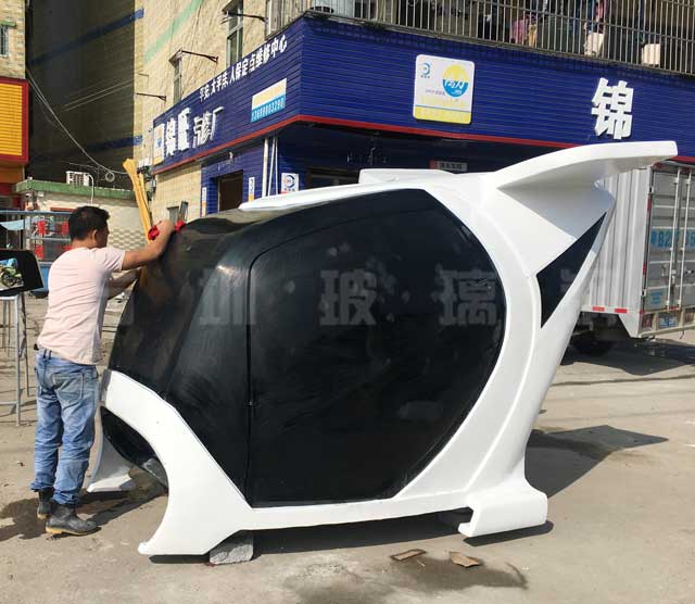 南京旅游景区客户定制玻璃钢VR设备外壳