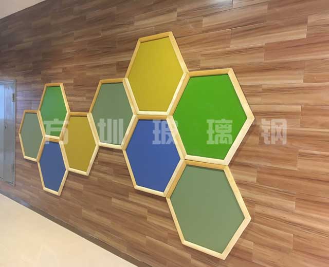 玻璃钢六边形造型雕塑