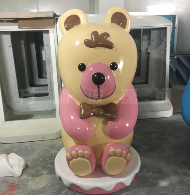 玻璃钢卡通小熊雕塑