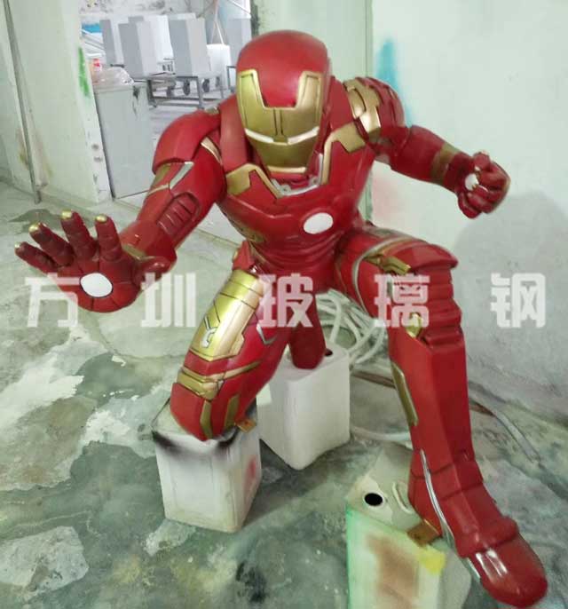 玻璃钢影视人物雕塑钢铁侠