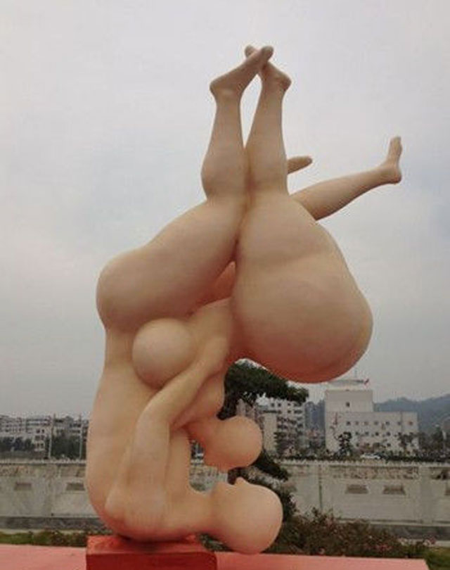 丰乳肥臀雕塑是什么？丰乳肥臀雕塑怎么回事？