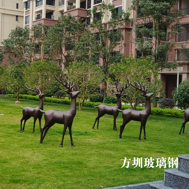 小区仿铜玻璃钢梅花鹿动物雕塑