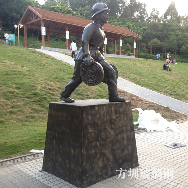 玻璃钢雕塑三大设计元素