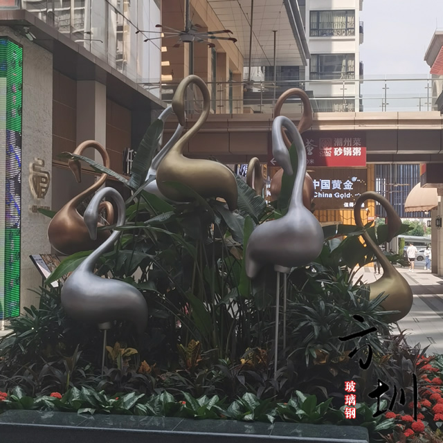 户外景观玻璃钢丹顶鹤动物雕塑