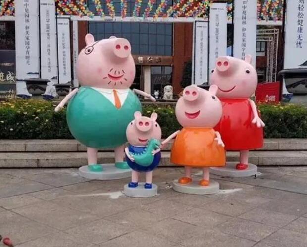 玻璃钢雕塑定制生产厂家，让艺术品走进生活