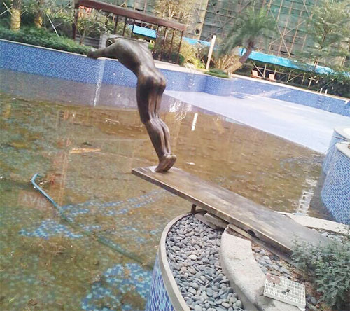 玻璃钢跳水雕塑